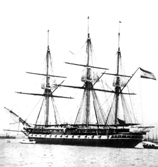 Fotografía en blanco y negro de la fragata Concepción.