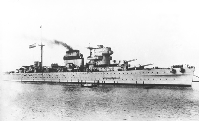 Foto crucero Canarias en su primera época.