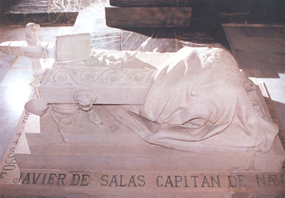 Lápida en el Panteón de Marinos Ilustres de don Francisco Javier Salas y Rodríguez Morzo. Capitán de navío de la Real Armada Española. Comendador de número de la Real y Muy Distinguida Orden Española de Carlos III.