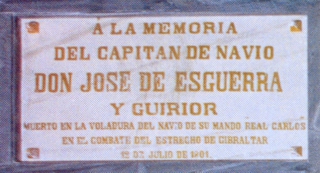  Lápida en el Panteón de Marinos Ilustres en recuerdo de don José de Ezquerra y Guirior. Capitán de navío de la Real Armada Española. Caballero profeso de la Militar Orden de Santiago.